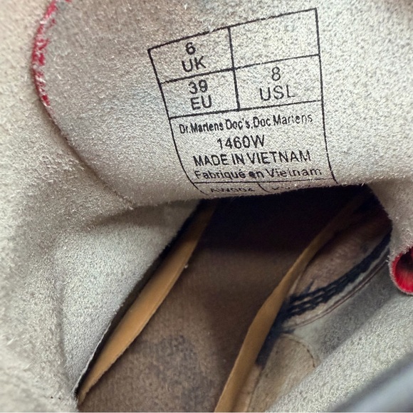 Dr Doc Martens Red Combat Boots Women’s 8 39 FLAWS - Picture 2 of 7